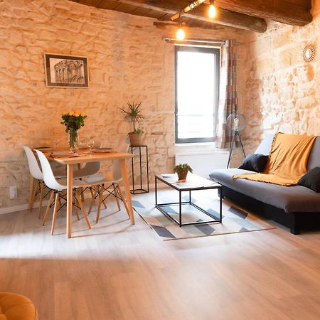 Immeuble 3 Apparts Centre Historique St Gilles Maisoncarreeconciergerie サン・ジル エクステリア 写真