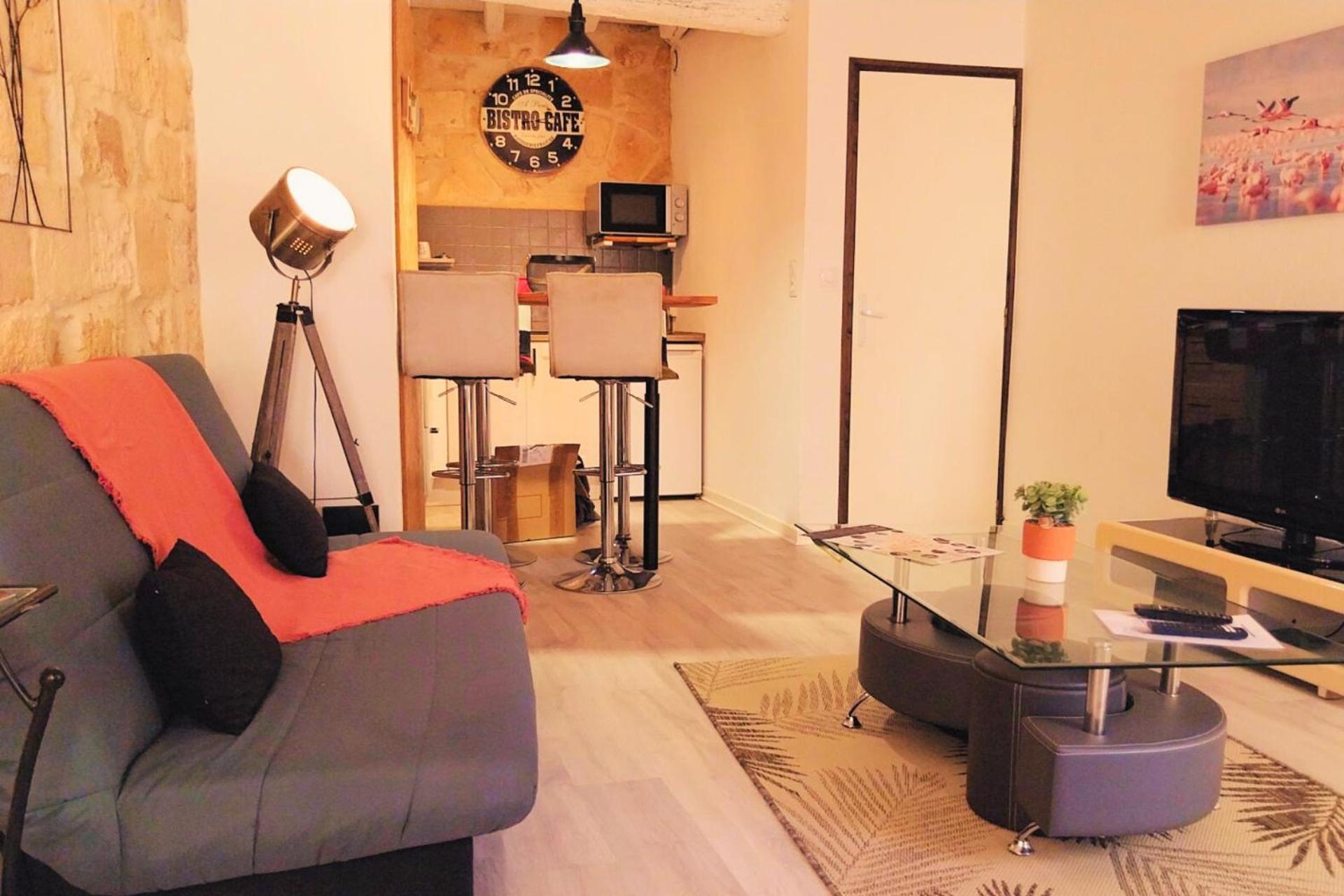 Immeuble 3 Apparts Centre Historique St Gilles Maisoncarreeconciergerie サン・ジル エクステリア 写真