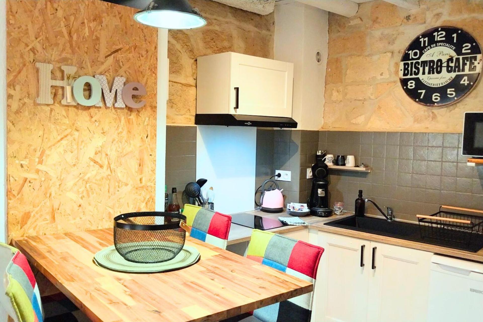 Immeuble 3 Apparts Centre Historique St Gilles Maisoncarreeconciergerie サン・ジル エクステリア 写真